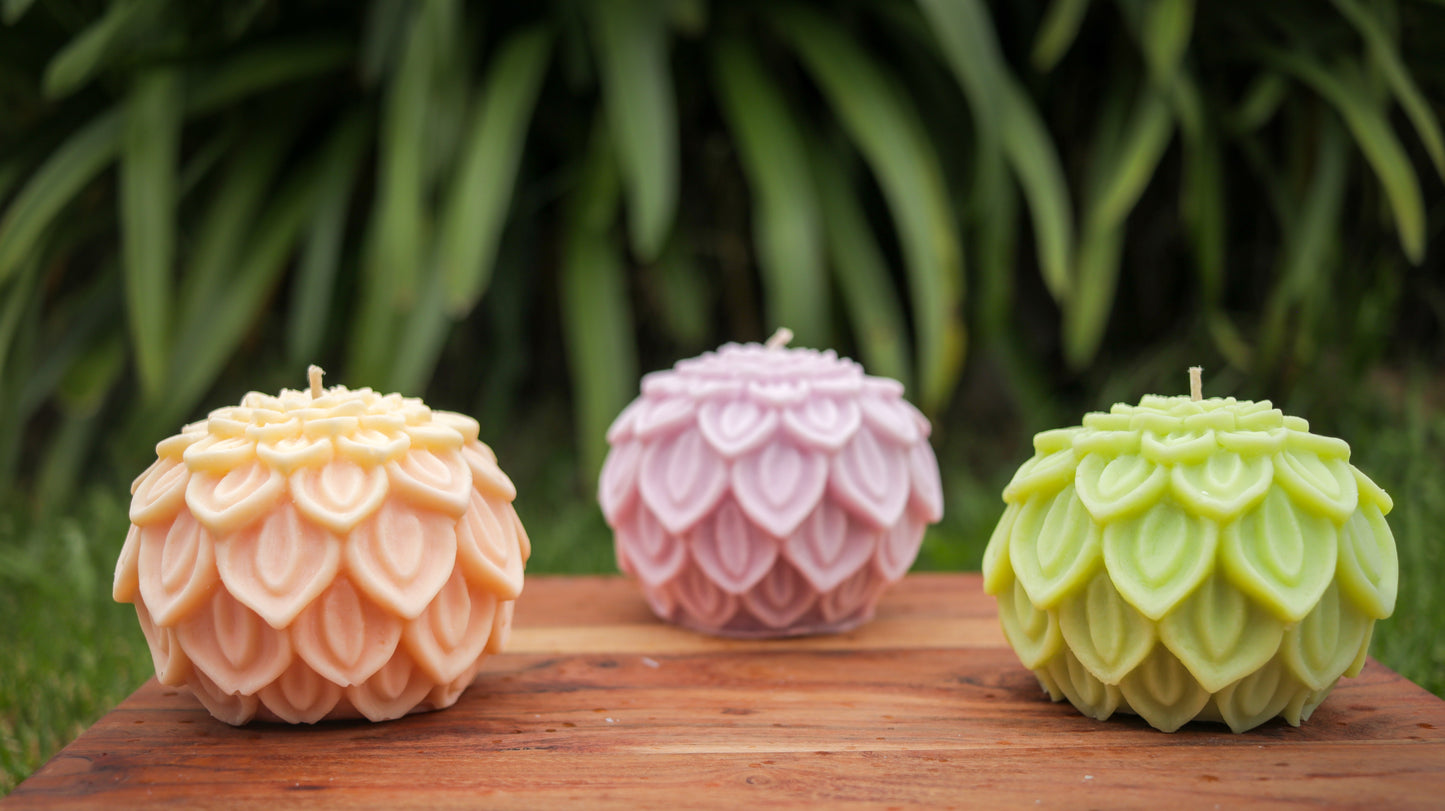 Dahlia Olive Wax Sculptural Candle